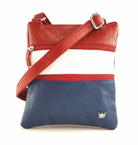 lightweight purse with pockets