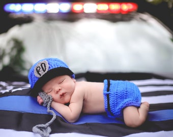 Newborn Baby Police Outfit Crochet Police Hat and Diaper with Handcuffs Knitted Infant Boy