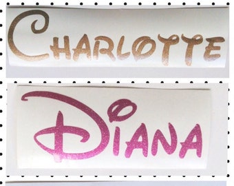 Pegatina decorativa con nombre y fuente estilo Disney