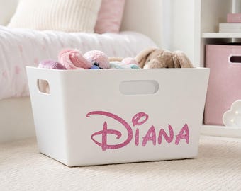 Adesivo personalizado com nome no estilo Disney | Adesivo de vinil personalizado para garrafas de água, caixas de brinquedos, organização de quartos, presentes e decoração de festas.