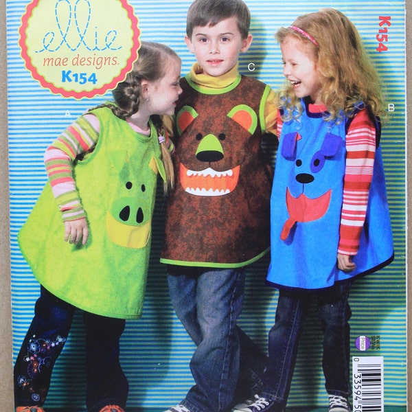 Kiwk Sew K0154  Art Class Children's Smocks Pig, Bear and Dog in Sizes XS 4-5  SM 6 and Med 7-8