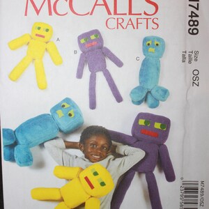 McCalls Pattern 7489   Stuffed Robot Toys