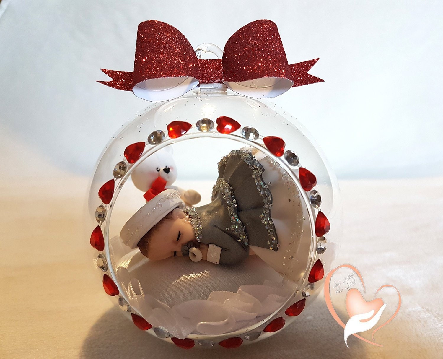 Bébé Fille Dans Sa Bulle - Boule de Noël Au Coeur Des Arts