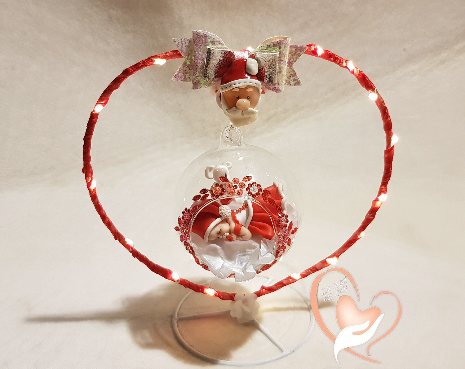 Bébé Fille Dans Sa Bulle - Boule de Noël Au Coeur Des Arts