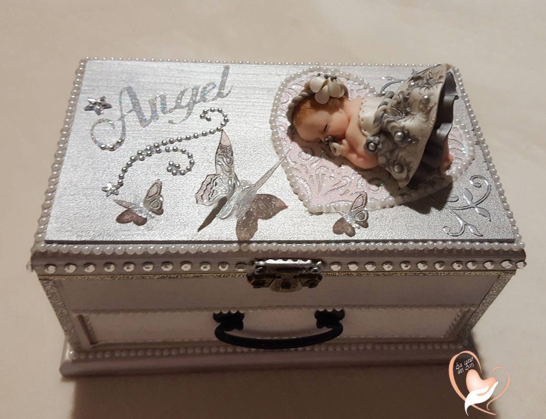 Music box baby girl Gray and white in the heart of the arts Etsy 日本