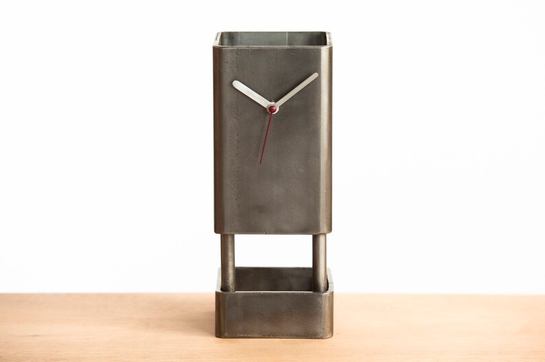 Art Table Mantel Desk Clock Rust Handmade Unique Metal New Home Man Anniversary Graduation Friendship Gift R01 46t