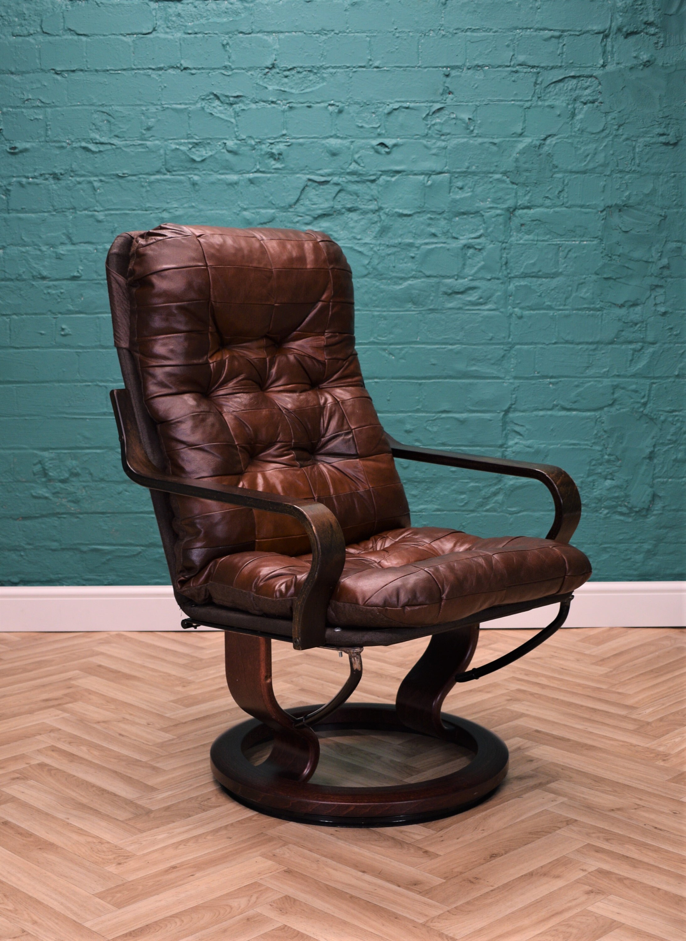 Ekornes for sale compared to CraigsList Only 2 left at 75