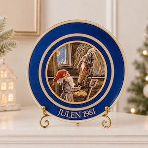 Vacker Jenny Nyström Vintage Julväggfat Julen 1981 Jultomten Tomte Alv Häst Svensk Sverige Adventspresentkollektion