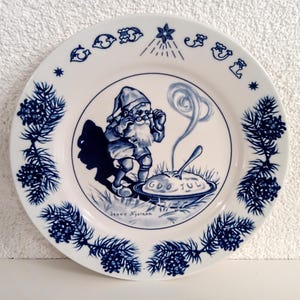 Vintage Plate by Jenny Nystrom Collectible Limited Edition 1982 Christmas Wall Hanging Plate Gnome Porridge Swedish Rare find dish Advent