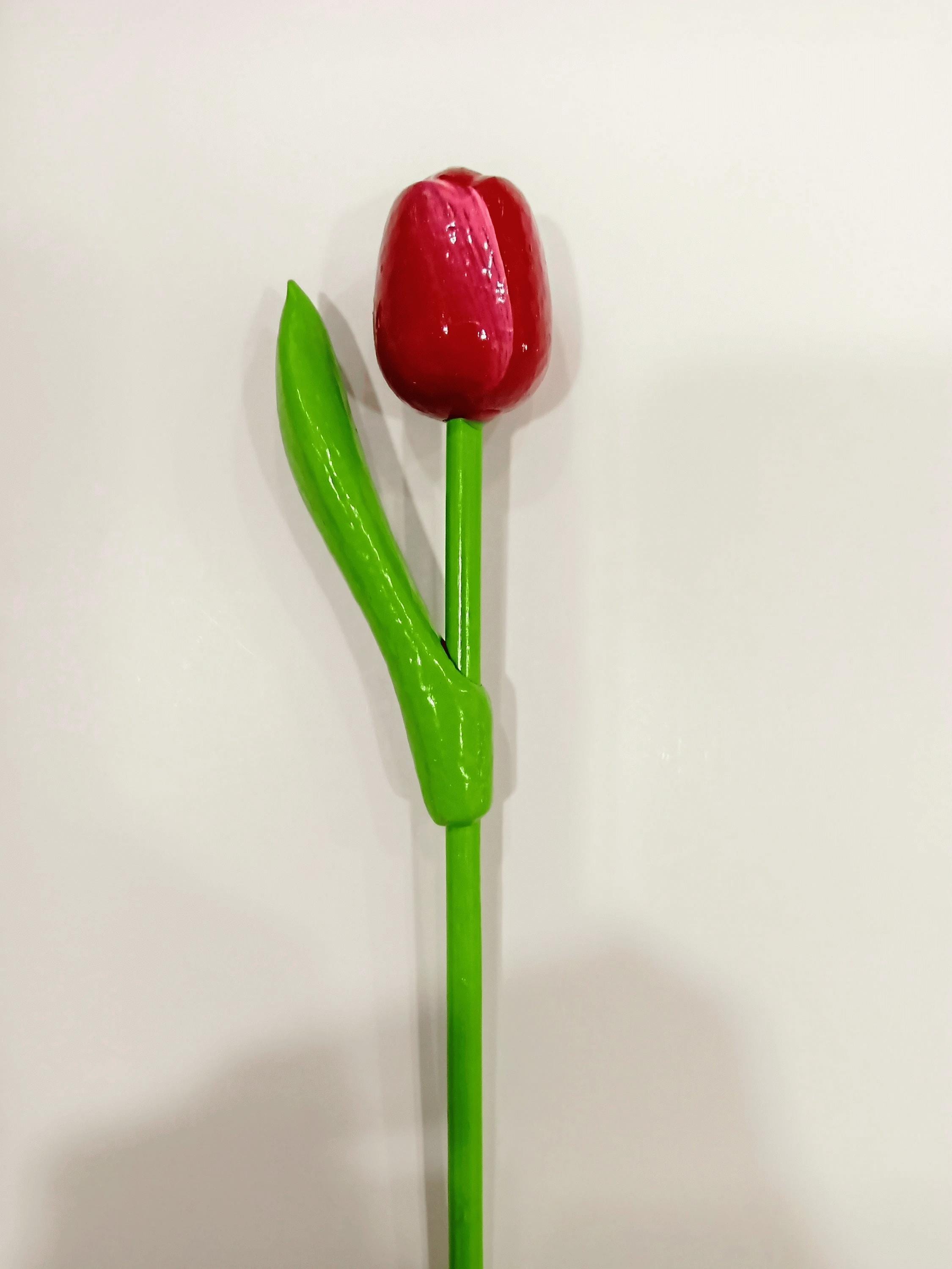 オランダ　木製チューリップの花束（緑の花瓶付き） 11x木製チューリップ木製花花瓶装飾オランダ木製チューリップオランダ