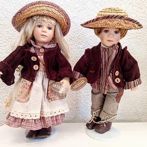 2x Large Vintage porcelain dolls Leonardo Collection doll Michelle & Michael Princess figurine 15&#39;&#39; with stand Collection Rare find item