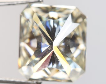 3.68 Ct, 10.3 X 9.1 X 5.2 MM, Loose Moissanite, Emerald Shape Light Green Color Loose Moissanite, Fancy Moissanite Jewelry, Rings, DG7505