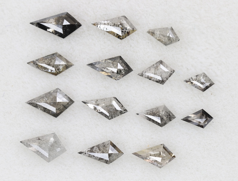2.04 Ct DG5940 6.5 X 3.3 X 1.8 MM Crystal Diamond Natural Rustic Diamond Black Salt And Pepper Kite Shape Diamond For Engagement Jewelry