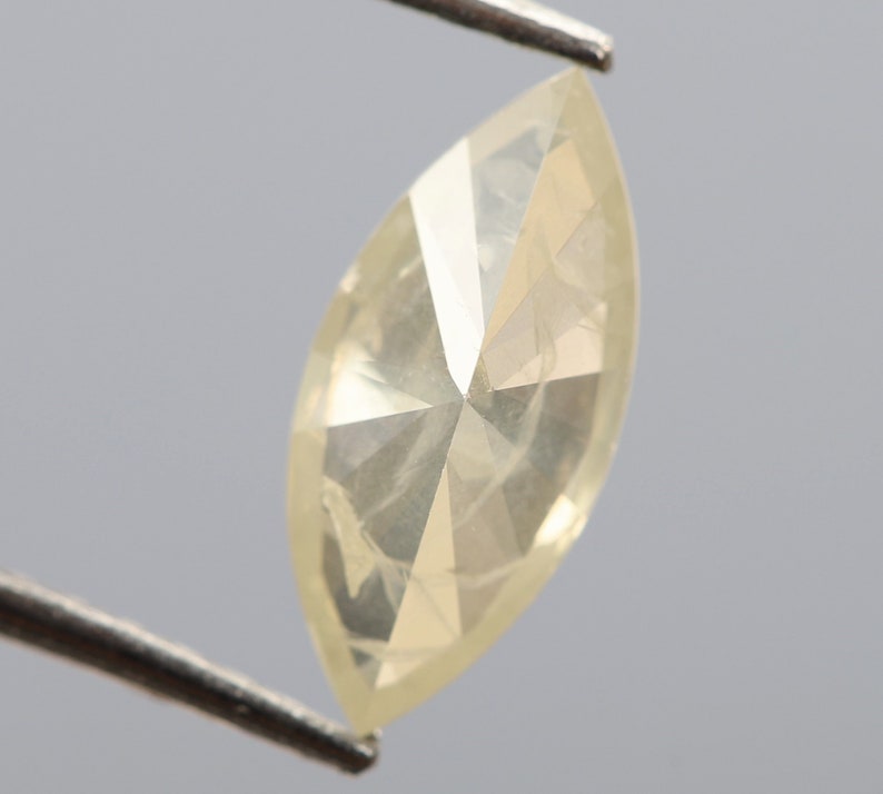 Gifts 0.55 Ct DG5375 Natural Loose Diamond Light Green Color Marquise Shape Faceted Diamond For Engagement Jewelry 9.2 X 4.1 X 2.4 MM