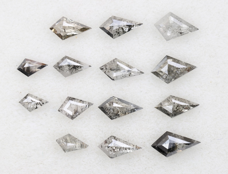 2.04 Ct DG5940 6.5 X 3.3 X 1.8 MM Crystal Diamond Natural Rustic Diamond Black Salt And Pepper Kite Shape Diamond For Engagement Jewelry