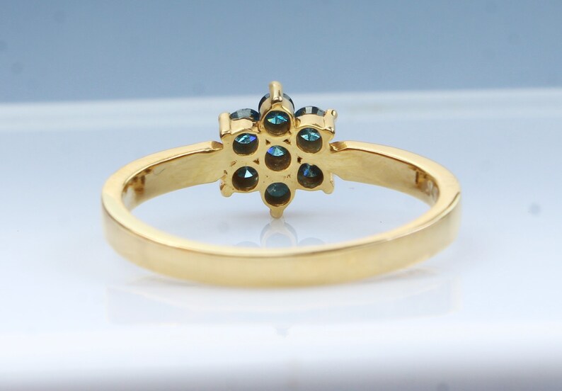 DG359 Ring Size 9 US 14 K Gold Metal Blue Round Brilliant Cut Diamond Engagement Ring