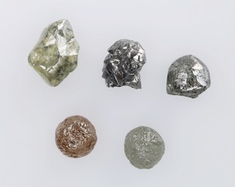1.82 Ct, 8.6 X 6.1 X 4.4 MM, Natural Loose Rough Diamond Mix