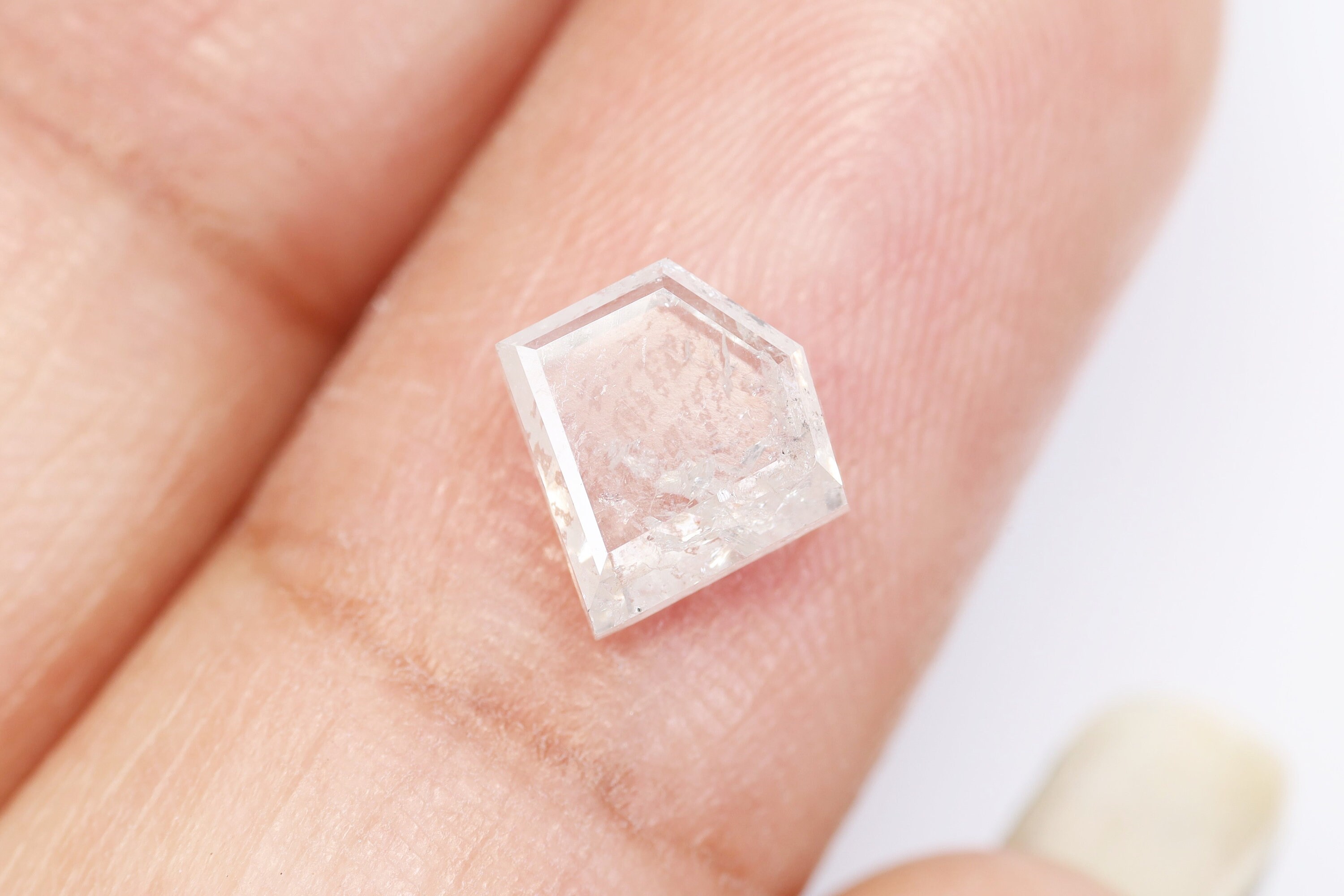 1.11カラット、6.7 x 7.3 x 2.5mm、天然ルースダイヤモンド、本物の
