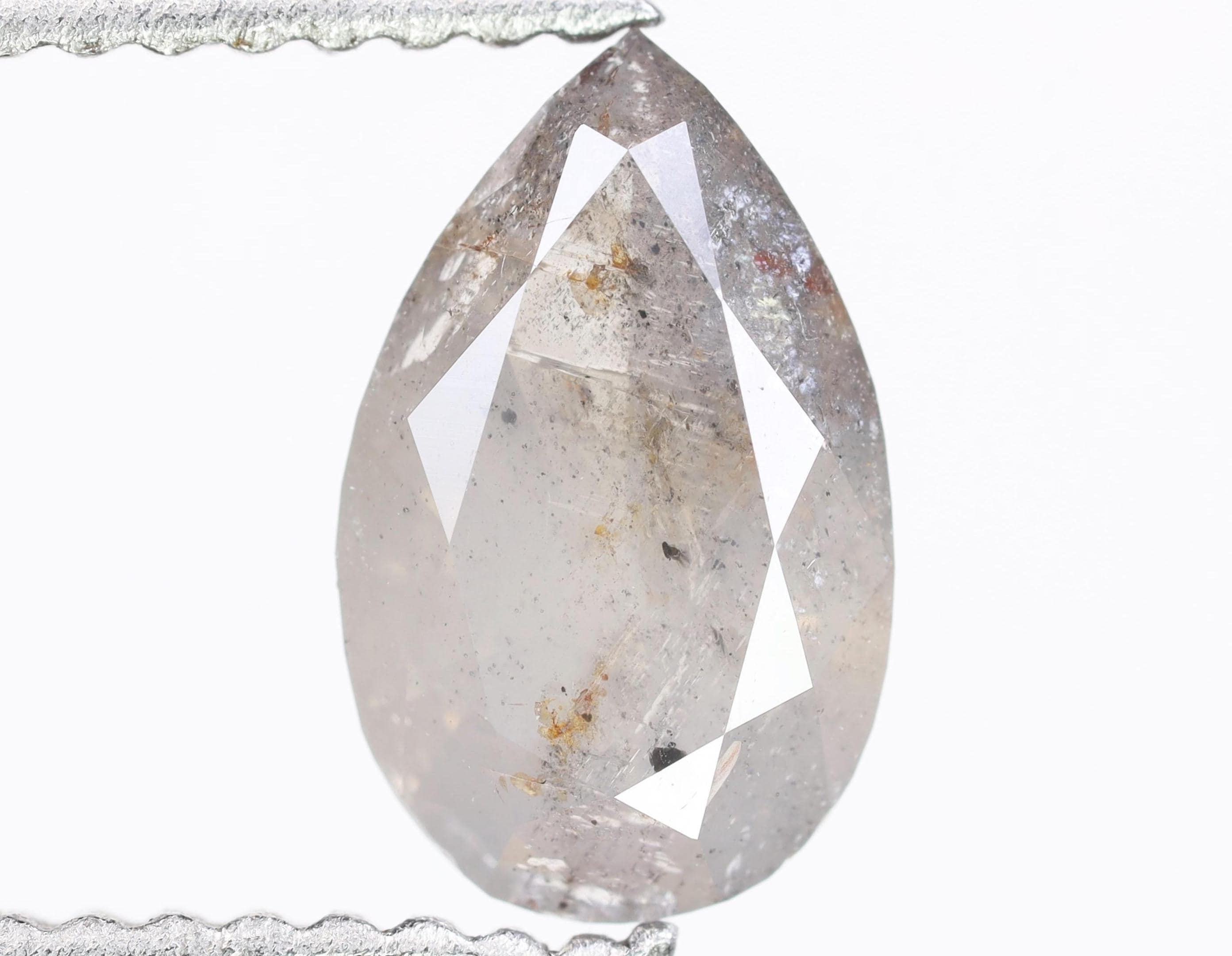 1.00カラットの天然ペアシェイプダイヤモンド、ミルキーな輝きのルース