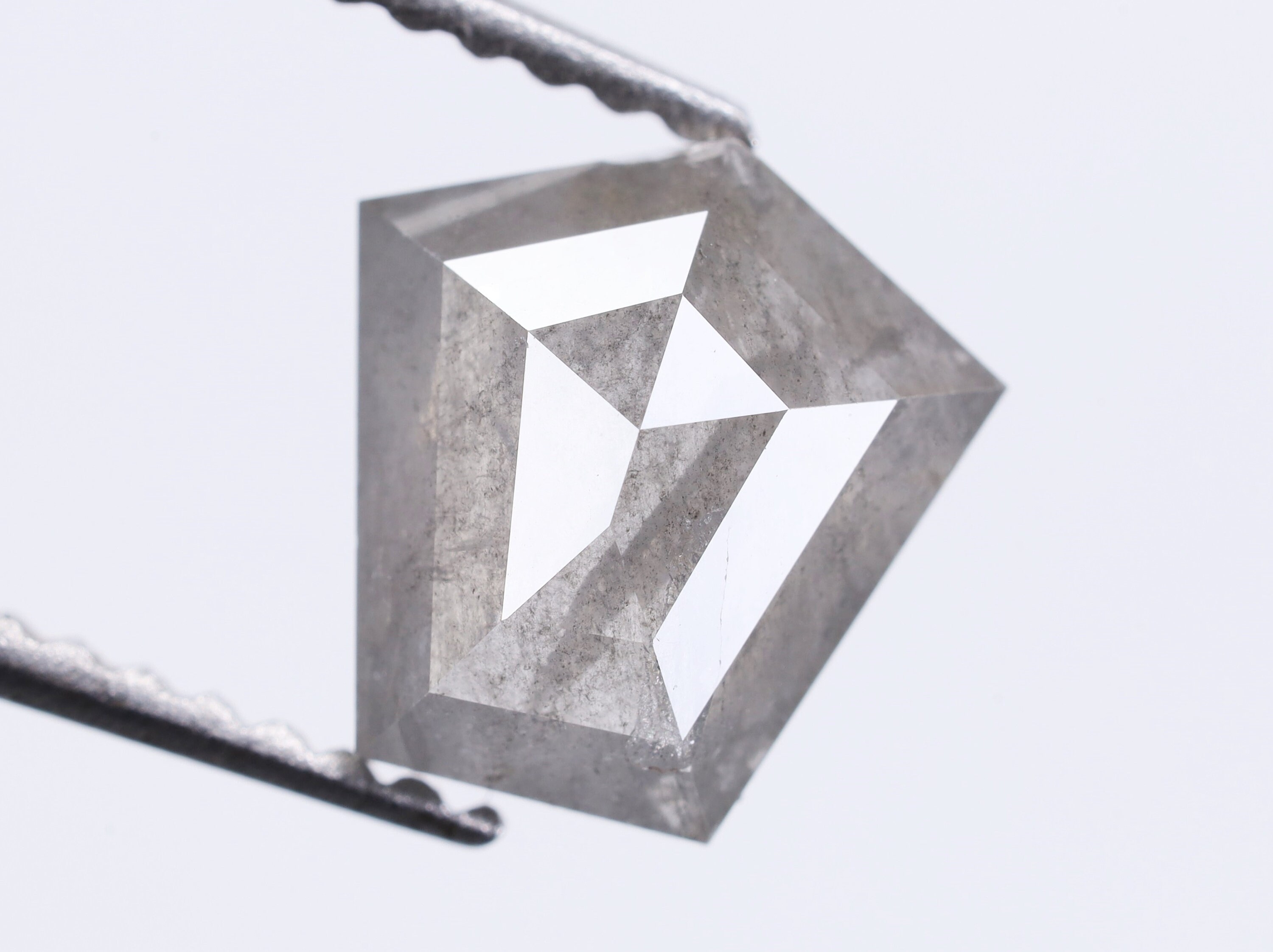 1.26 Ct, 7.4 X 7.3 X 2.8 MM, Natural Loose Diamond White