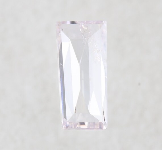 0.18 カラット、5.3 x 2.4 x 1.3 MM、天然ルースダイヤモンド 