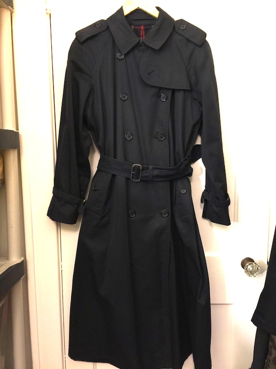 Vintage Burberry Trench Coat Vintage London Men's Unisex Vintage Burberry Trench Coat Vintage London Men's Unisex