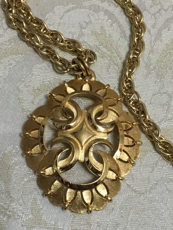 Vintage Trifari Gold Shield Necklace Sphere Long … - image 1