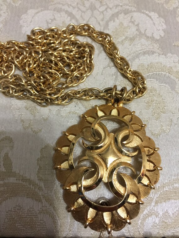 Vintage Trifari Gold Shield Necklace Sphere Long … - image 8