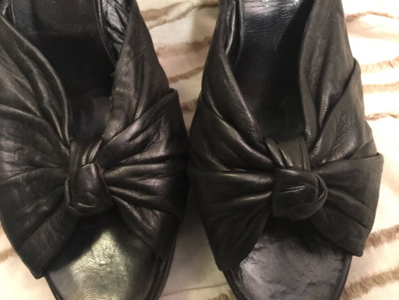 Stunning Vintage Varda Black Leather Heels Pumps … - image 1