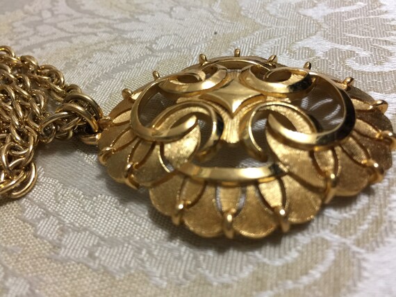 Vintage Trifari Gold Shield Necklace Sphere Long … - image 3