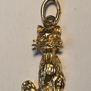 Vintage 14K Yellow Gold Cat Charm Pendant - Adorable Kitten Jewelry Gift for Necklace or Bracelet