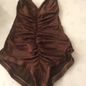 Stunning Robby Len Vintage Silky Brown Metallic One Piece Swimsuit Gathered Ruched Shorts Open Back Halter image 7