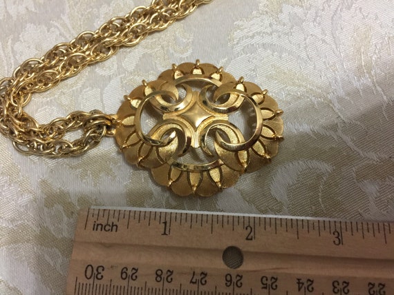 Vintage Trifari Gold Shield Necklace Sphere Long … - image 9