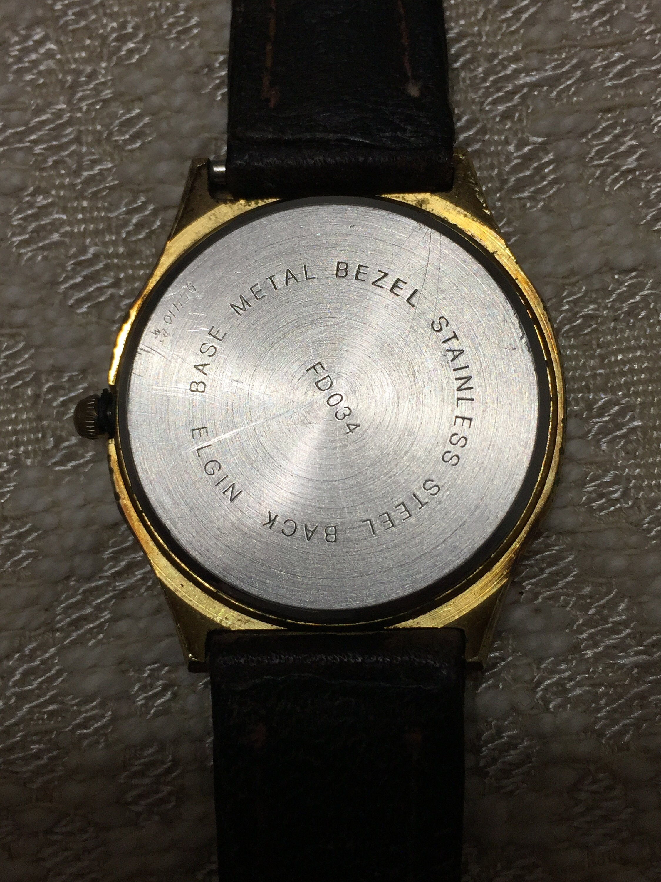 Stunning Vintage Elgin Watch Quartz Yellow Gold Black Stunning Vintage Elgin Watch Quartz Yellow Gold Black
