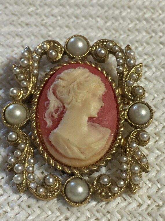 Gold Accessocraft NYC Brooch Cameo Seed Pearl Beauty … - Gem