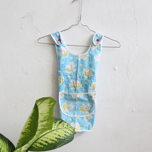 chemise tablier soviétique vintage pour tout-petits tablier pour tout-petits avec motif chat Fabriqué en coton soviétique 1-3 ans vêtements de bébé vintage vêtements pour tout-petits des années 80 image 1