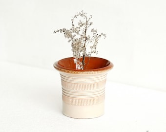 Vintage beige handmade ikebana vase with subtle decoration micro bouquets vase made in 1980s
