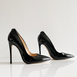 Old lady high heels sales