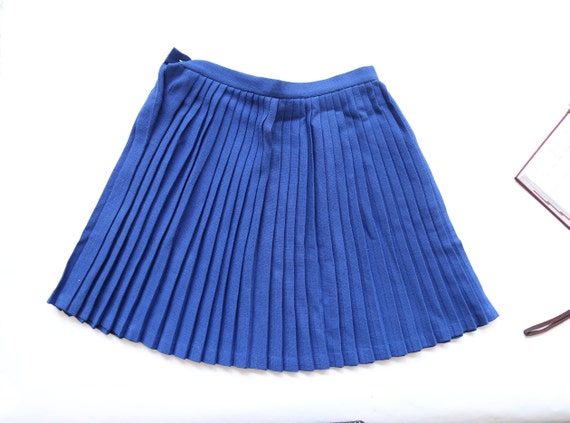 girls blue school skirt