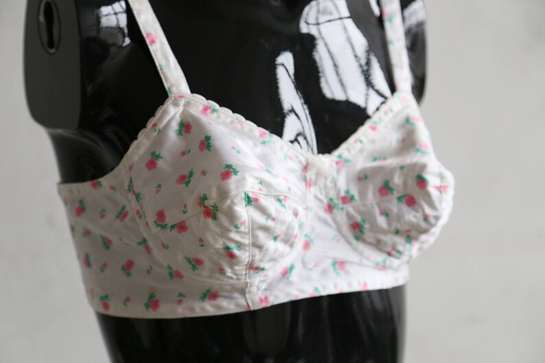 lace underwear floral cotton atlas bra flower lace brassiere Soviet time 1975s bullet bra NOS lingerie B cup bra 70s lingerie