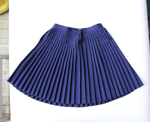 girls blue school skirt