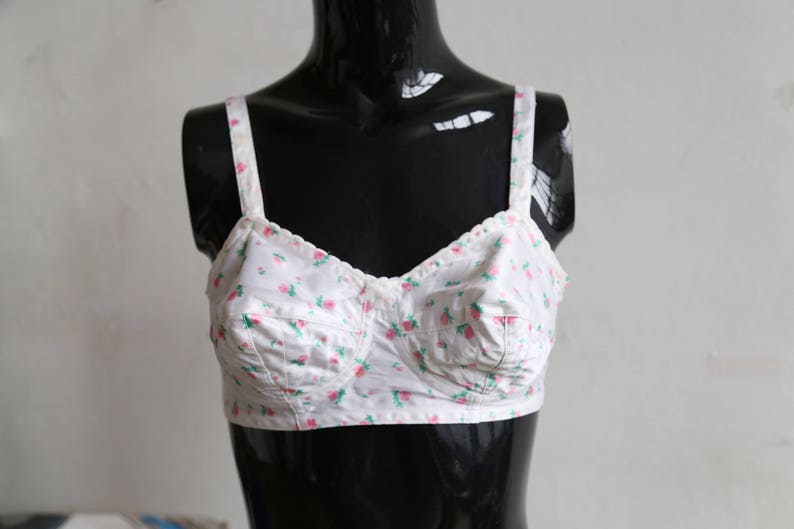 lace underwear floral cotton atlas bra flower lace brassiere Soviet time 1975s bullet bra NOS lingerie B cup bra 70s lingerie