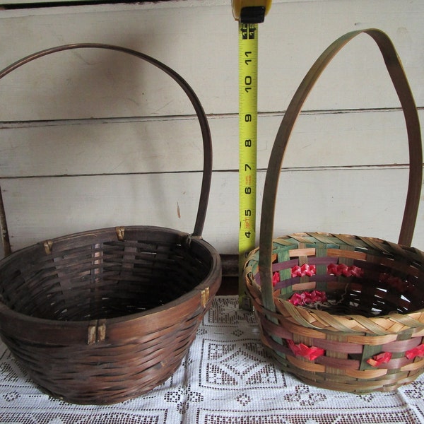 Easter baskets w handle. Split dark wood tone plus light green w braided ribbon weave. Napkin holder, gift basket. Midcentury vintage.