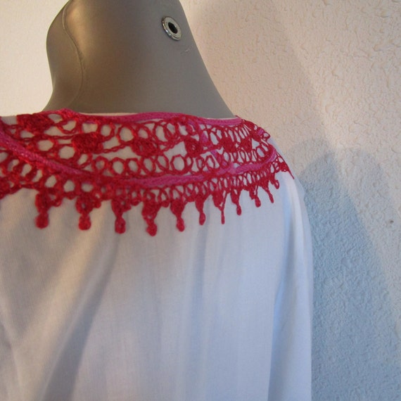 Cotton Kaftan shift dress w hot pink embroidery. … - image 3