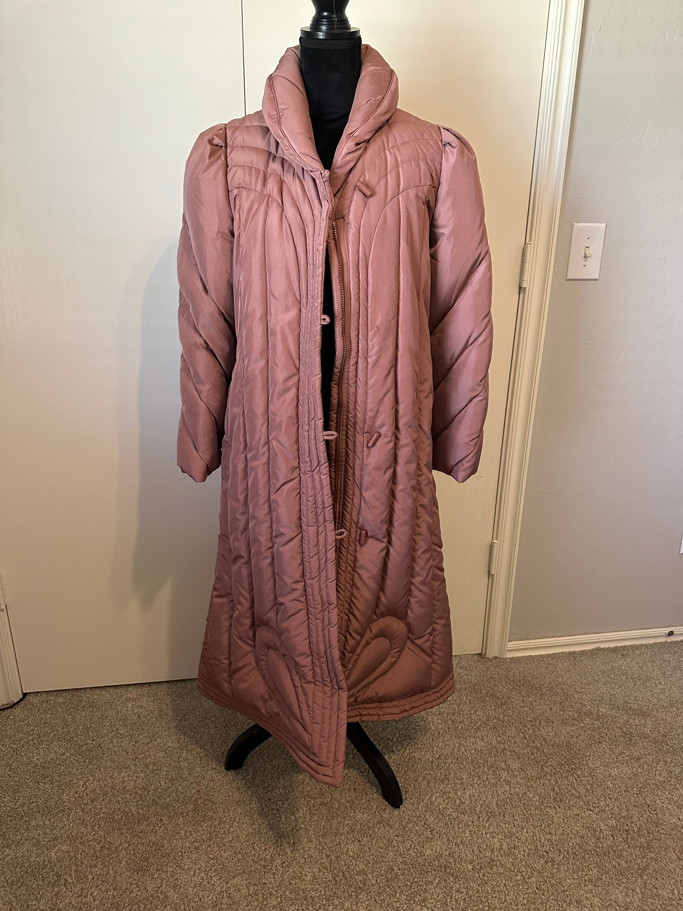 11 Mens Full Length Puffy Down Coats ideas  winter jackets, full length,  long puffer jacket