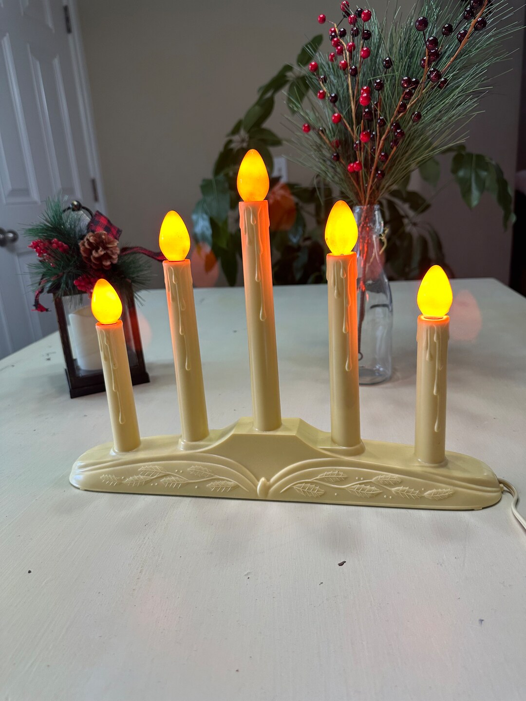 Antique Vintage Noma Molded Plastic 5 Lights Christmas Candolier Window