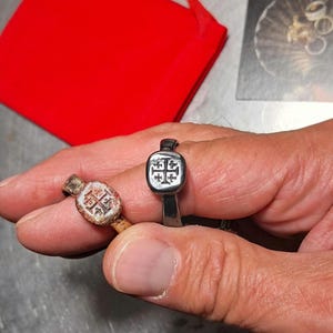 Godfrey of Bouillon Signet Ring, First Crusade, Principality of Jerusalem, Kingdom of Jerusalem, Bronze.