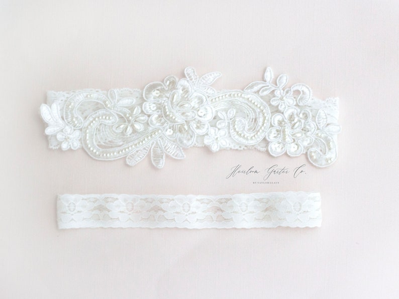elegant wedding garter set WHITE C15-C Floral Wedding Garter Set NO SLIP grip vintage rhinestones bridal garter