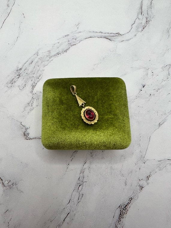 Victorian Engraved Ruby Paste Pendant - image 1