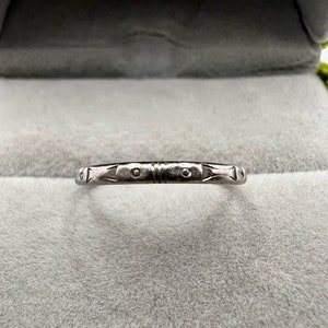 1937 Art Deco Engraved Wedding Band
